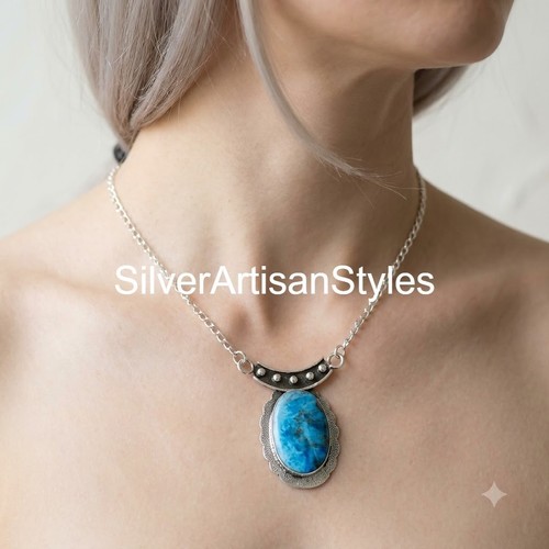 Collier chaîne fait - , main