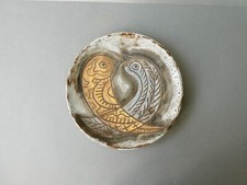 assiette en céramique signée Alexandre Kostanda à Vallauris, oiseaux, vers 1960