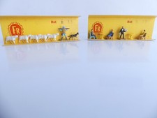 FR HO 1: 87 / 35 ET 19 PERSONNAGES BERGER + MOUTONS + PERSONNES ASSISES AU BAR