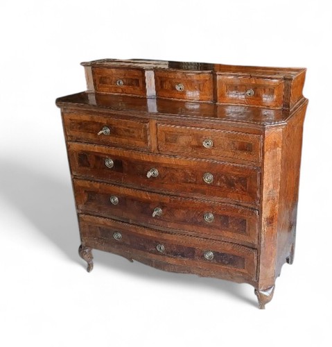 Commode ancienne plaquée - , et
