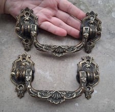 Paire d'anciennes poignées de piano pour meuble coffre XIXème LOUIS XV en bronze