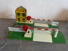 passage à niveau, maison de