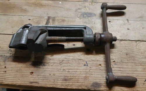 Cercleuse manivelle de - cercleuse,