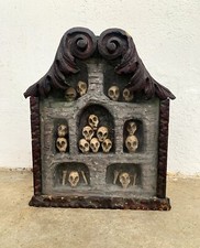 ANCIEN OSSUAIRE BOIS SCULPTÉ