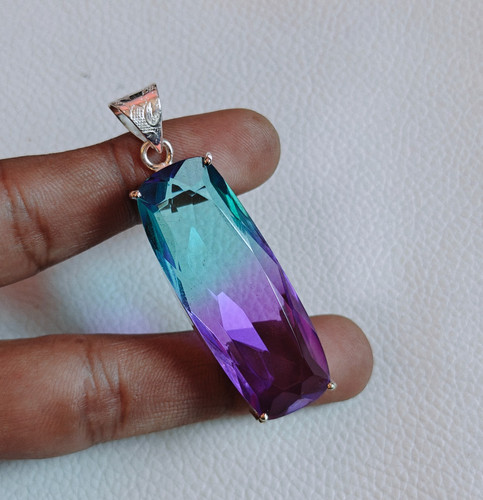 Pendentif naturel multi - , quartz
