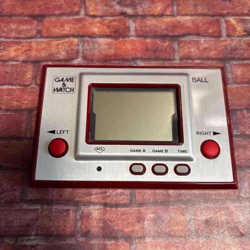 Nintendo game watch - watch, ball
