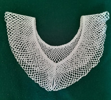 DENTELLE ANCIENNE -  COL EN