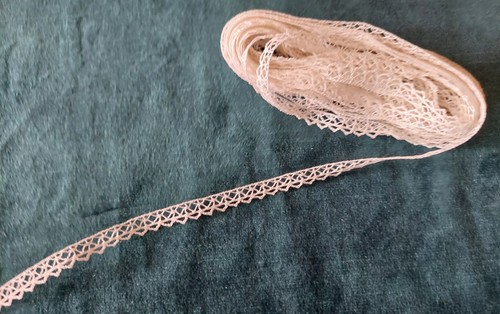 Dentelle ancienne largeur mm - ancienne,