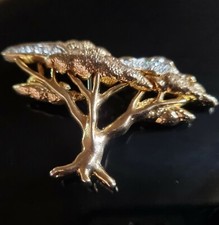 Grande Broche Pin Parasol