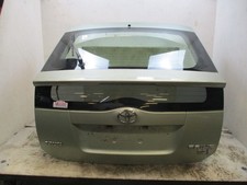 Malle / hayon / coffre 6700547080 Toyota PRIUS II