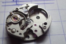 Lip T013 : Balancier complet + coq + ancre + platine