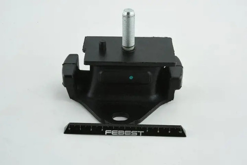 Support moteur avant