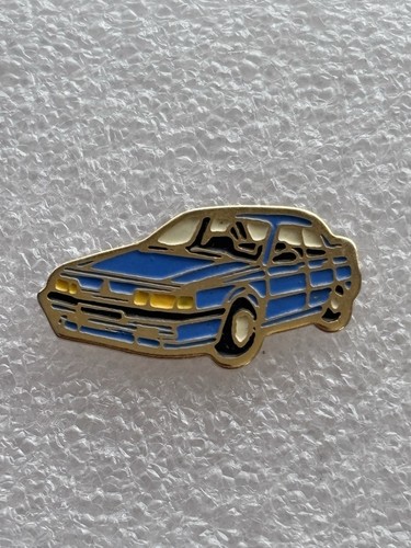 Pin voiture renault - pin’s, 19