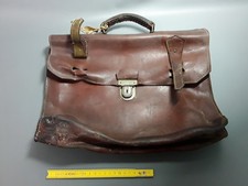 Ancienne serviette en cuir