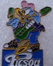 pin's DISNEY PICSOU MAGAZINE DONALD DUCK GUITAR SCROOGE McDUCK vintage pin