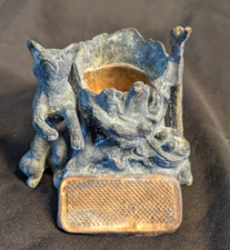 Pyrogène ancien en fonte d'aluminium, sculpture Corbeau et Renard