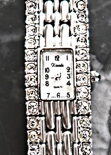 Rare montre ultra - rare, slim