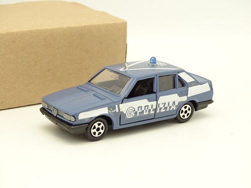 Hot wheels mebetoys - hot, 1/43