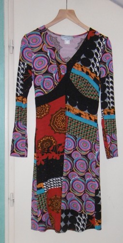 Belle robe longue tres - tres, coloree
