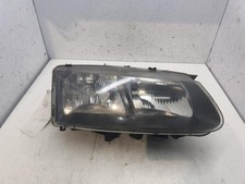 Optique avant principal droit