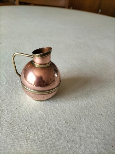Pot eau cuivre - eau,