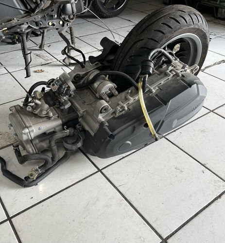 Moteur sym cruisym 300 - sym,