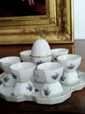 Service à oeufs complet en porcelaine fleurie 6 coquetiers salière +plateau