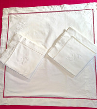3  taies d'oreiller anciennes pur coton monogrammes CD 73 cm x 68 cm réf T161