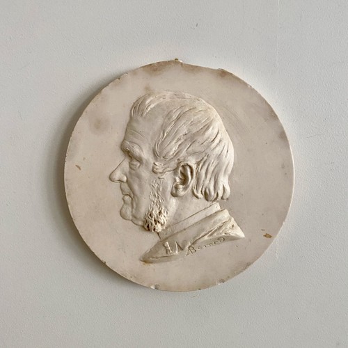 Médaillon plâtre par a - en,