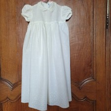 robe longue de baptême ,  broderie anglaise , coton , et dentelle