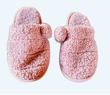 Chaussons comme neufs femme