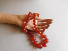 COLLIER EN BAKELITE ART DECO