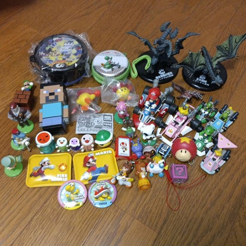 Lot figurines nintendo game - lot,