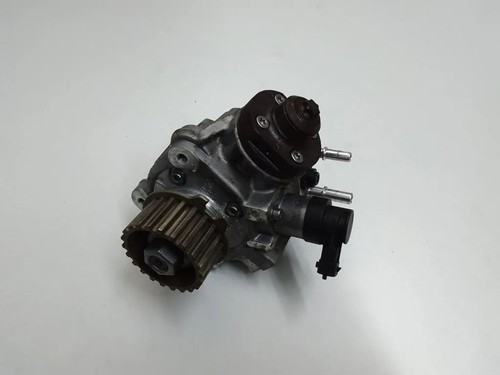 Peugeot 208 pompe carburant - pompe,