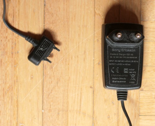 Sony ericsson cst - cst-60, •