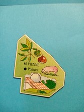 ANCIEN  MAGNET LE GAULOIS  CARTE DE FRANCE N° 86  VIENNE