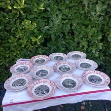 Assiettes à dessert roses