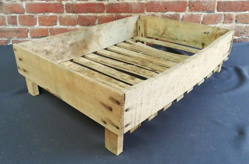 Caisse clayette en - /,