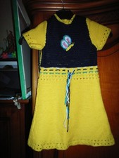 robe au crochet jaune/marine 3 ans papillon rebrodé boutons dos