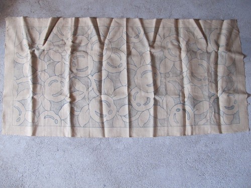 Toile broder ancienne en - à,