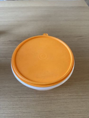 Plat rond tupperware vintage - plat,