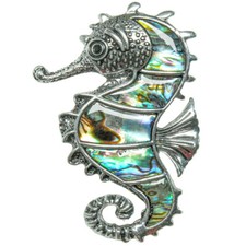 Broche hippocampe avec nacre