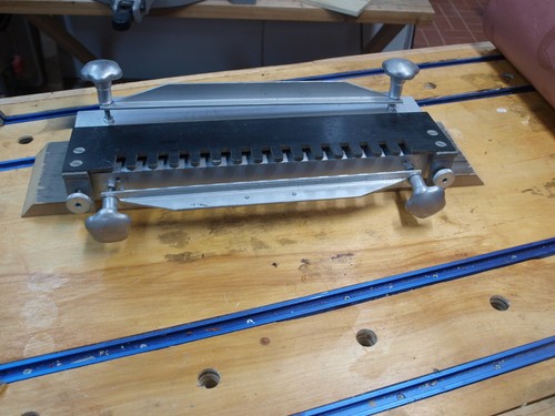 Stanley dovetail jig 17 inch - dovetail,