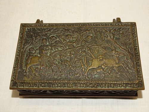 Boite bronze signée max le - signée,
