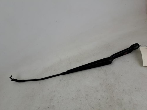 Bras essuie glace avant gauche