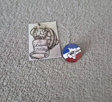 pin's touche pas a ma police