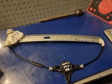 Lève-vitre arrière gauche électrique sans moteur MAZDA 2 REF/ D651-73-590A