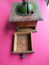Ancien Moulin à café en bois et fer 