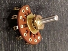 Commutateur rotatif 1 circuits  3 positions Bakélite NOS   axe 6   E10h33/6