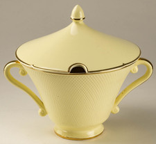SOUPIÈRE LÉGUMIER VINTAGE
